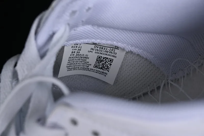 All Categories Nk SB Dunk Series Nk SB Dunk Low Low-top sneakers Nk SB Dunk Low All-white color Low-top casual sports skateboard shoes DV0831-101